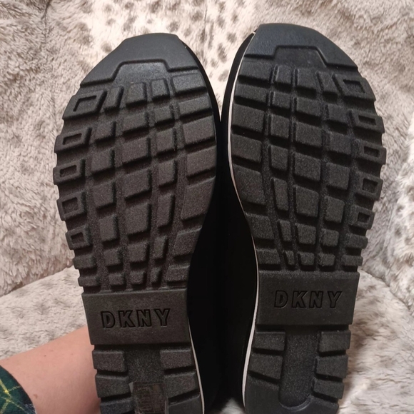 DKNY Black Slip-On Sneakers Like New - Picture 10 of 10